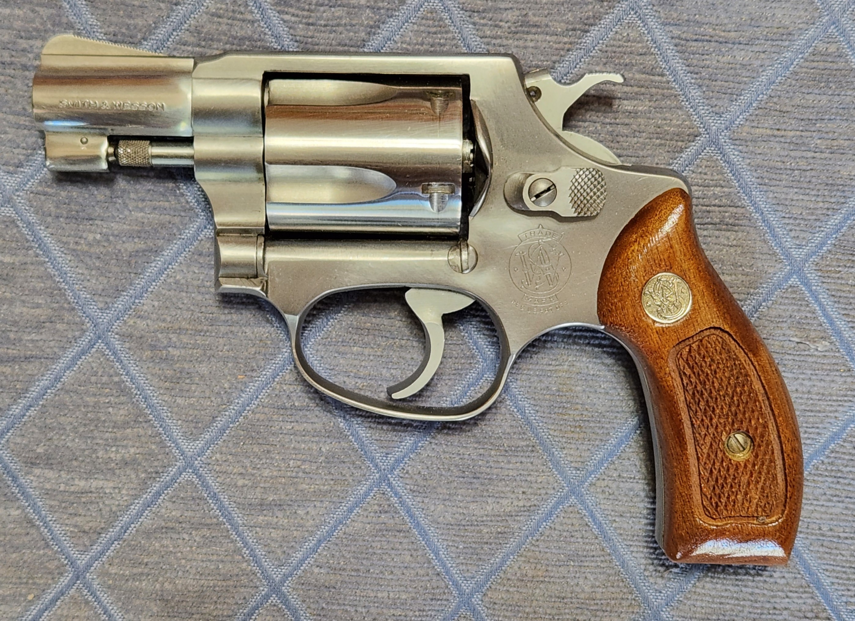 Item: Smith & Wesson Mod. 60 Chiefs Special Revolver