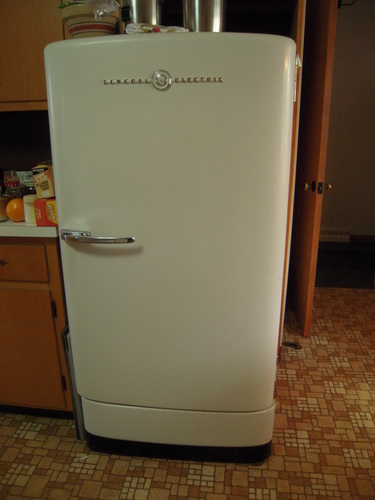 1948 GE Refrigerator For Sale - Online Auctions
