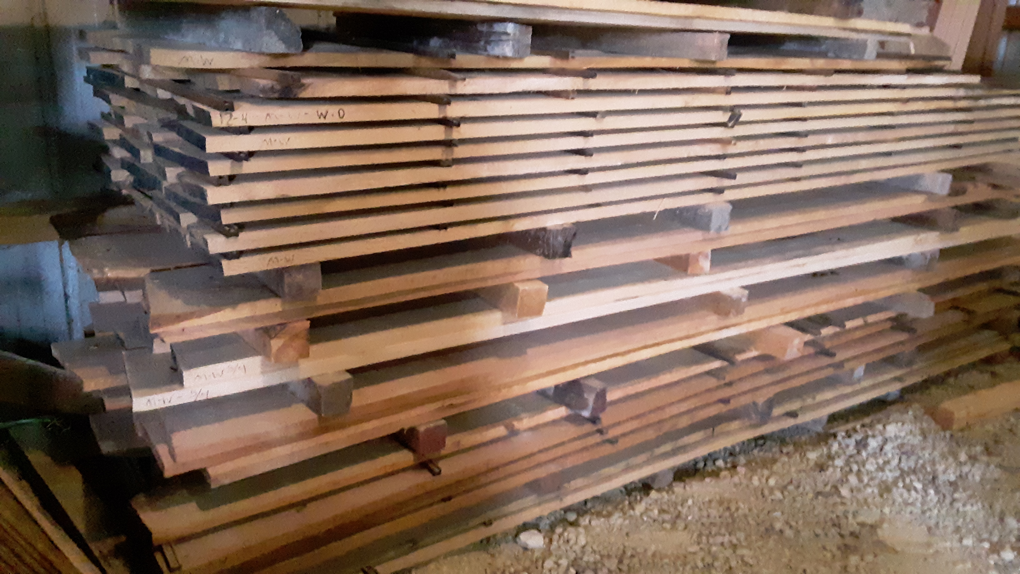 Item: Cherry-Oak-Walnut Lumber