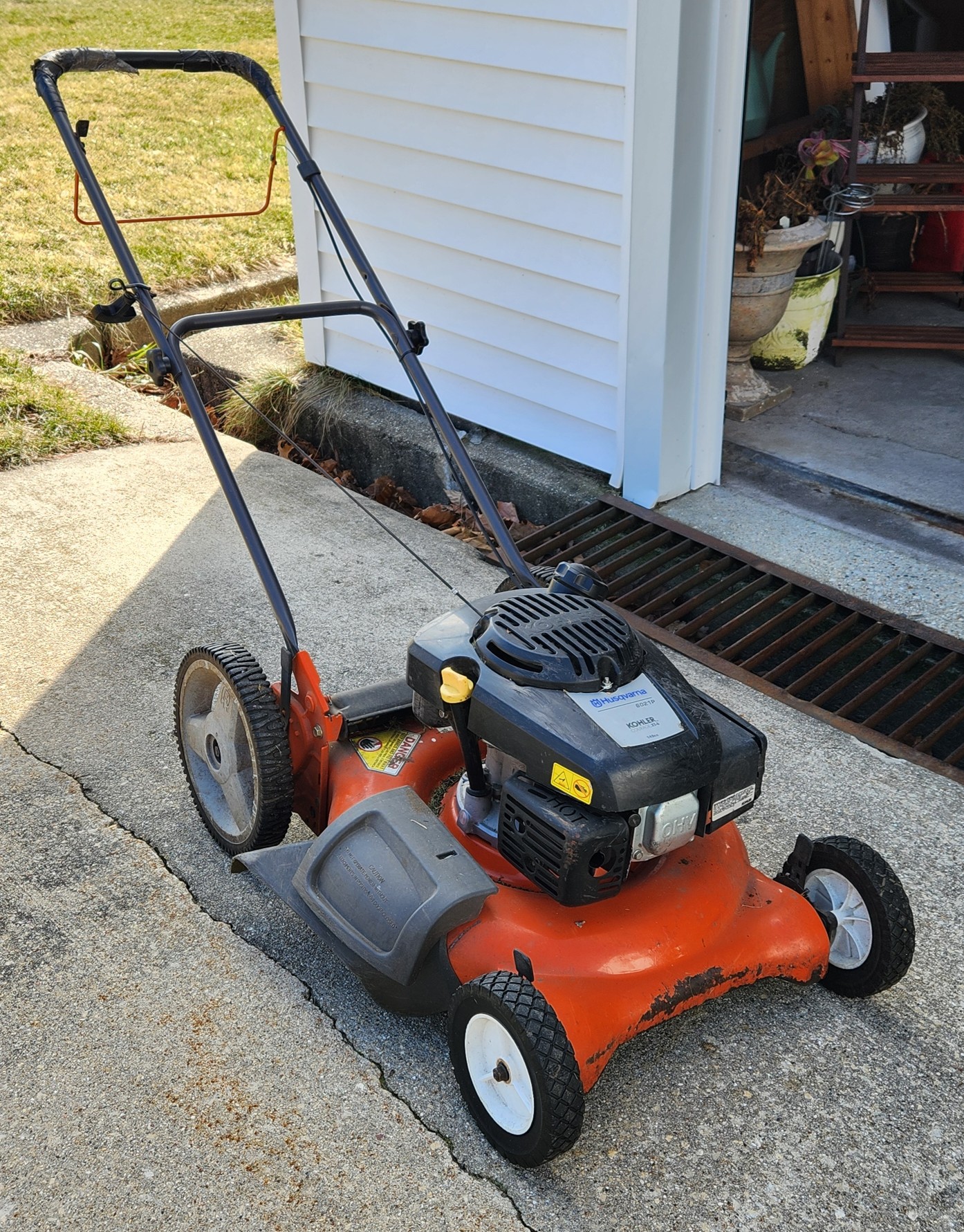 Husqvarna 6 HP Lawn Mower For Sale - Online Auctions