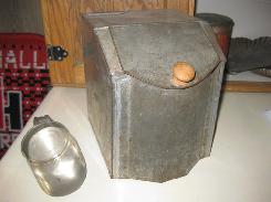 Early Sugar Bin w/Scoop