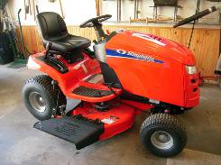   Simplicity Regent Lawn Tractor