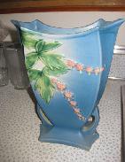  Roseville Bleeding Heart Pillow Vase