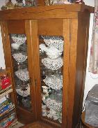 Oak 2-Door Cupboard