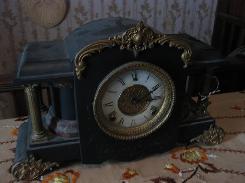 Wm. Gilbert Fancy Pillar Mantle Clock