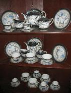 Dragon Decorated 40-Pc. Luncheon Set