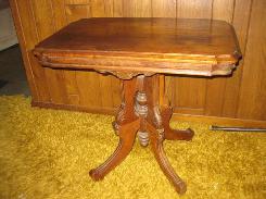 Walnut Carved 4-Leg Parlor Table