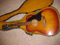  Yamaha Acoustic Guitar