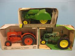 JD Model 60 Tractor w/ Single Front Wheel