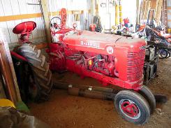    1953 IH Farmall Super M Tractor