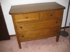 Oak Quarter Sawn 4-Drawer Chest