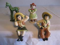 Figurines
