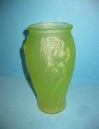 Vaseline 6 Iris Vase 