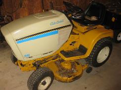  Cub Cadet 1440 Lawn Tractor