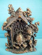 Honey Bear Cast Iron Penny Bank