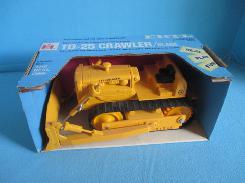 IH TD-25 Crawler/Blade