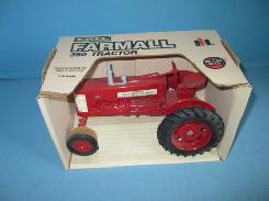 Farmall 350 Tractor