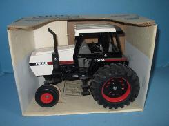 Case IH 2594 Tractor with Front Wheel Drive Assist