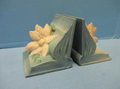 Roseville Water Lily Bookends