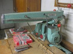 DeWalt Power Shop Hollow Ground Planer