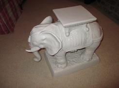 Martan Portugal Pedestal Elephant Stand 