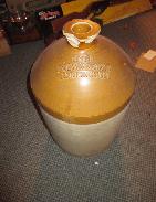 Behive Brown Over White 5 Gallon Jug