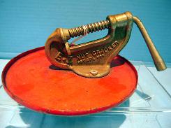 Redlinger E-Z Nut Cracker