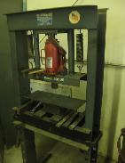 Continental 30 Ton Shop Press 