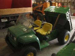   John Deere 4X2 Gator