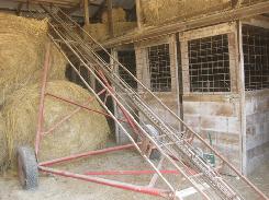        22' Hay Conveyor on Transport