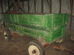  John Deere Triumph Wood Flare Box