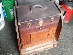    Oak Machinist Chest