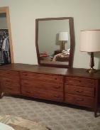 Broyhilt Tribute Collection Bedroom Set