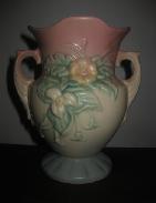  Hull Art Wild Flower Vase