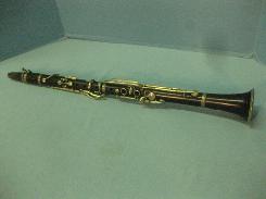 Bundy Resonite Clarinet