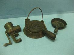 Wagner 1910 Child's Waffle Iron