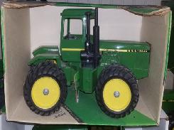 John Deere 8650 4-Wheel-Drive Tractor