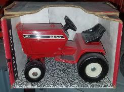 International Cub Cadet Lawn & Garden Model 682 Tractor