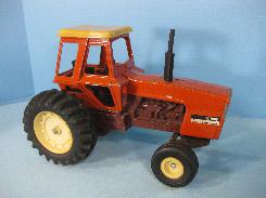 Allis-Chalmers 7060 Tractor
