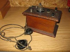 Crystal Radio in Oak Case