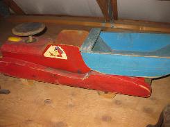 Cass Wooden Ride-On Dump Truck