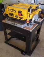  DeWalt Model DW735 13 Thickness Planer 