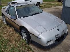 (2) 1985-86 Pontiac Fiero Automobiles