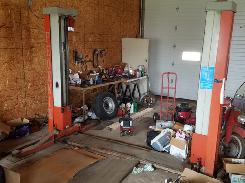  Phoenix 2-Post Automotive Hoist