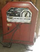 Lincoln 225 AC/DC Arc Welder