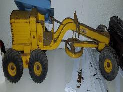 Dopke Toys Yellow Road Grader
