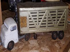 Structo Cattle Farms Truck & Trailer Set