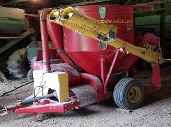            New Holland 355 Mixer-Mill