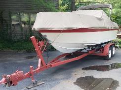      1977 Century 21' Power Boat