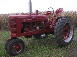             McCormick Farmall M Tractor